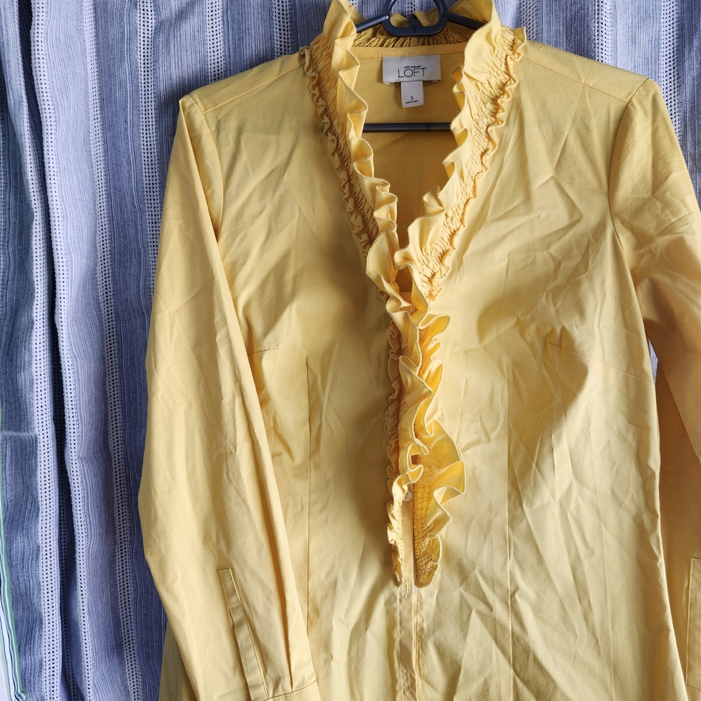LOFT Sunny Yellow Ruffle Top - Picture 3 of 3